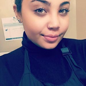 Meet your Posher, Camille